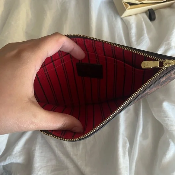 Authentic Louis Vuitton Neverfull GM - Picture 16 of 16